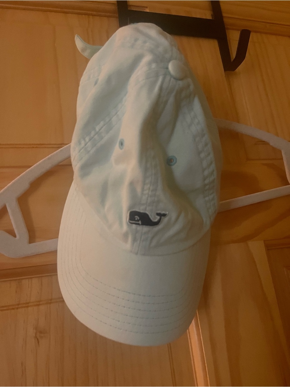 Vineyard Vines Women’s teal Whale Baseball Cap